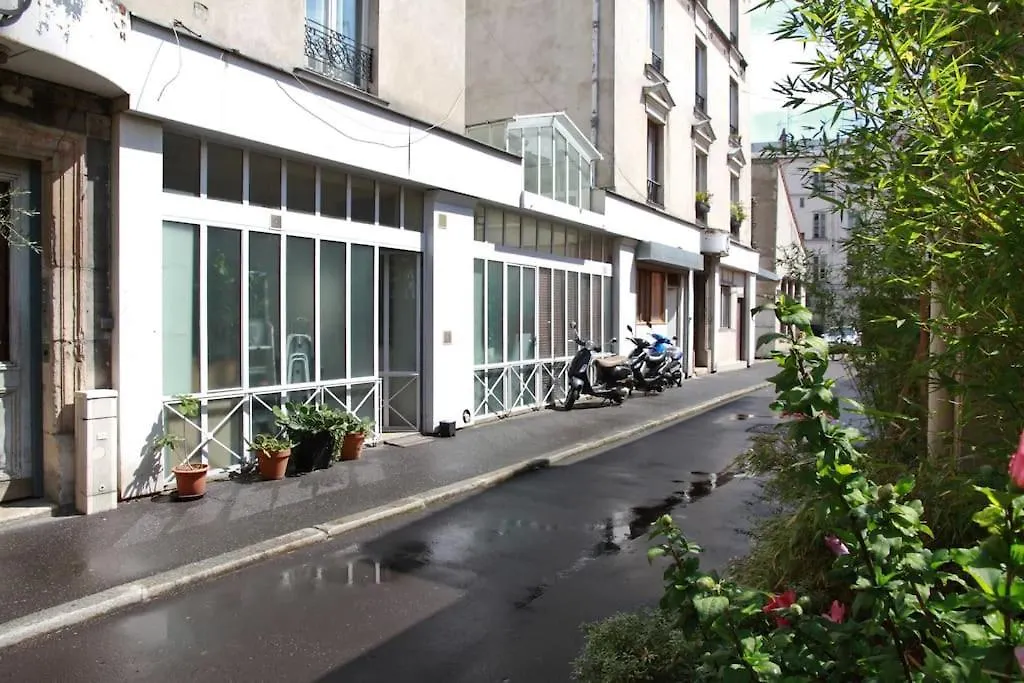 Unique Loft In Paris Near Parc De La Villette